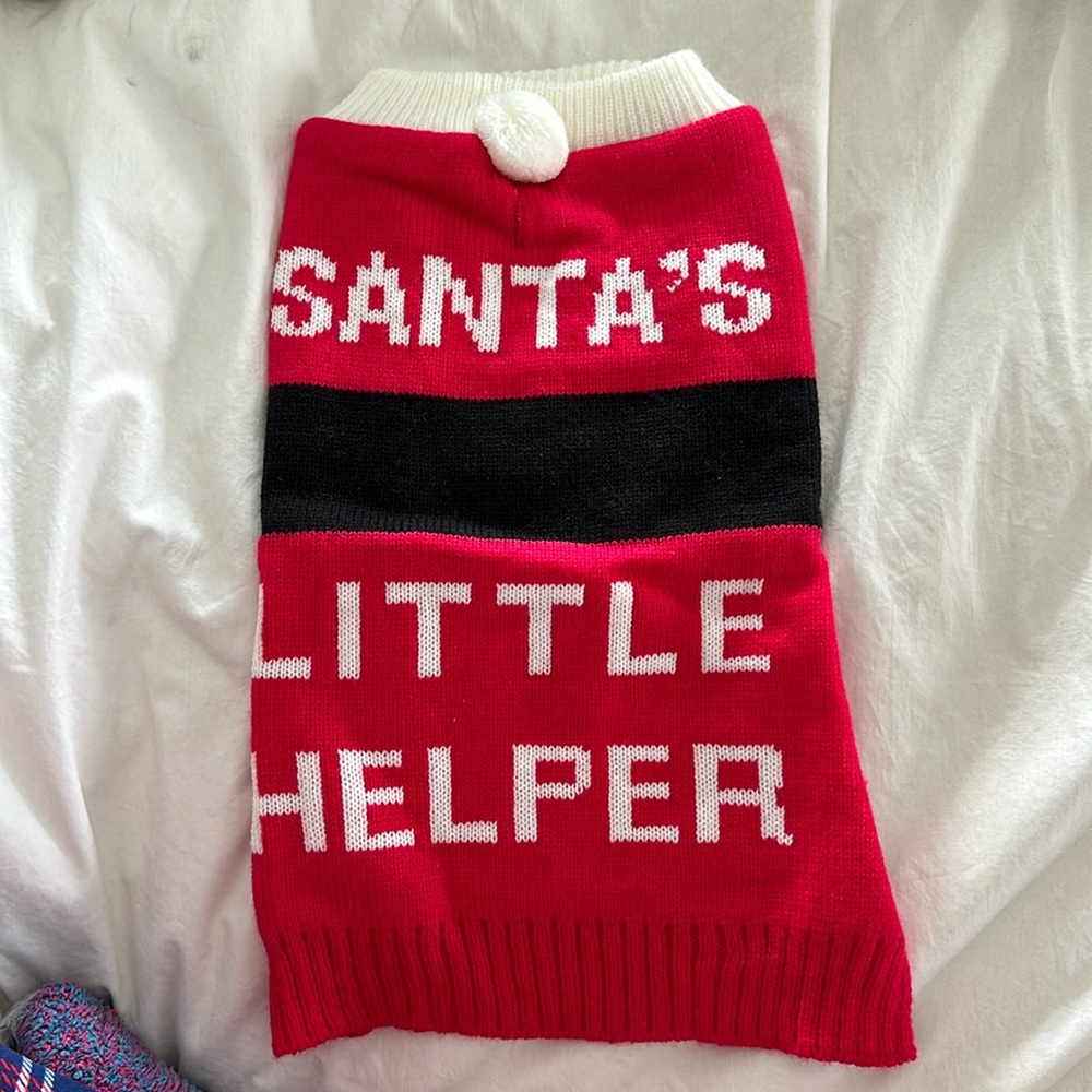 SANTA'S LITTLE HELPER DOG SWEATER WITH FESTIVE POM POM in Size M